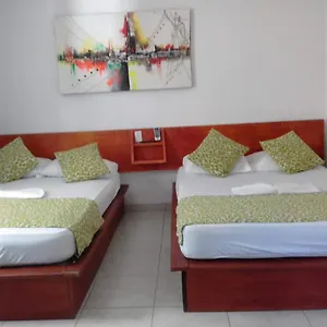 Marbella Tradition Hostal